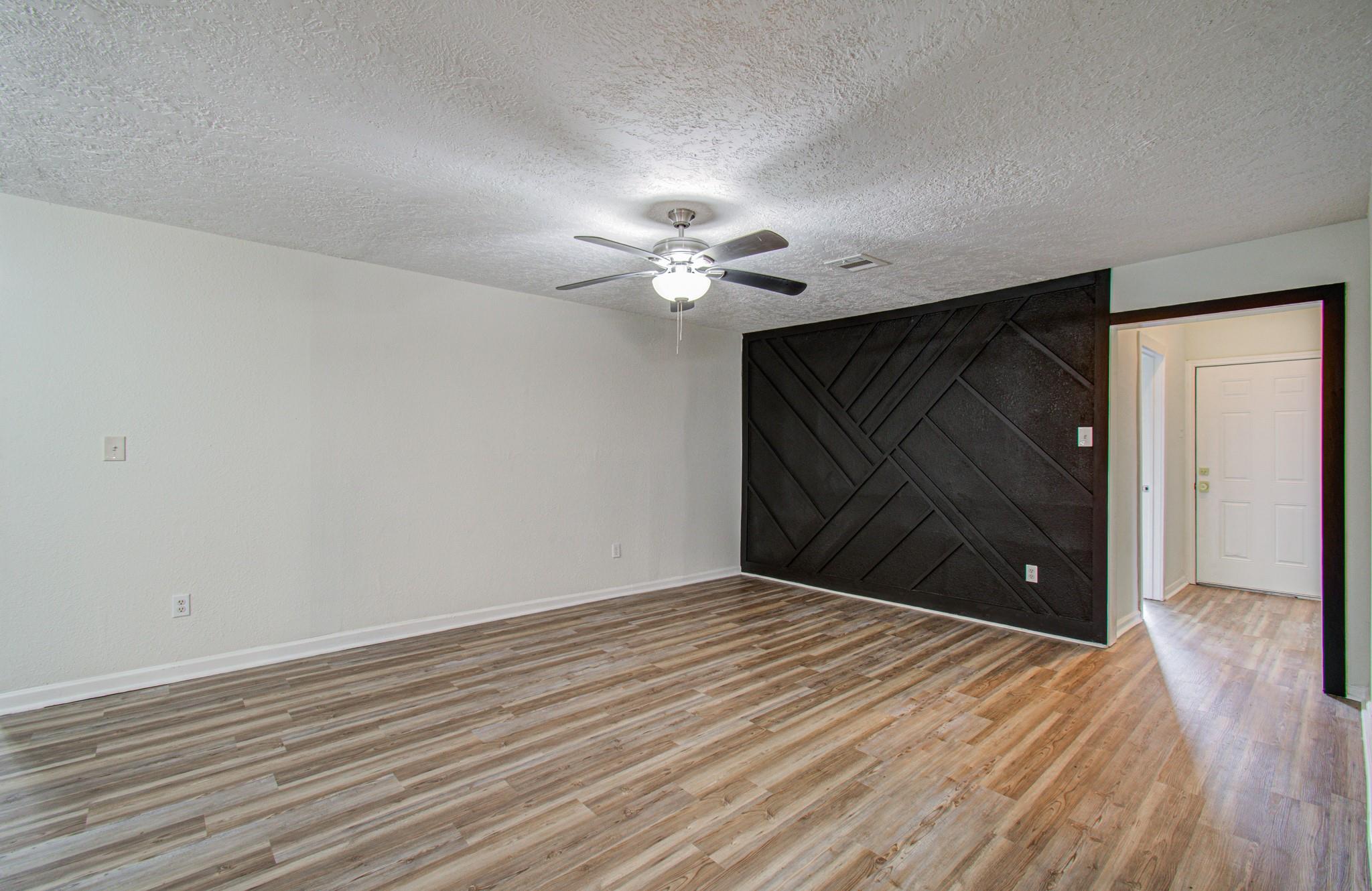 5634 Ridgeway Drive