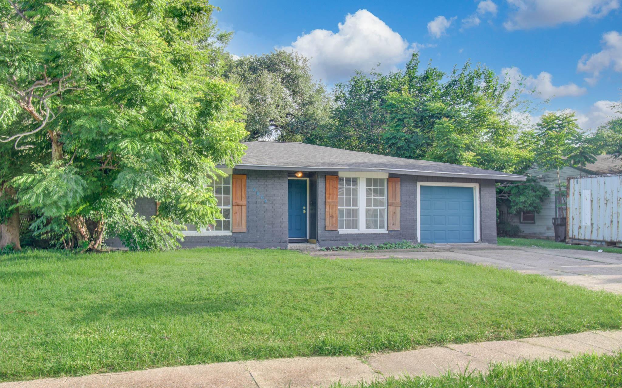 5634 Ridgeway Drive