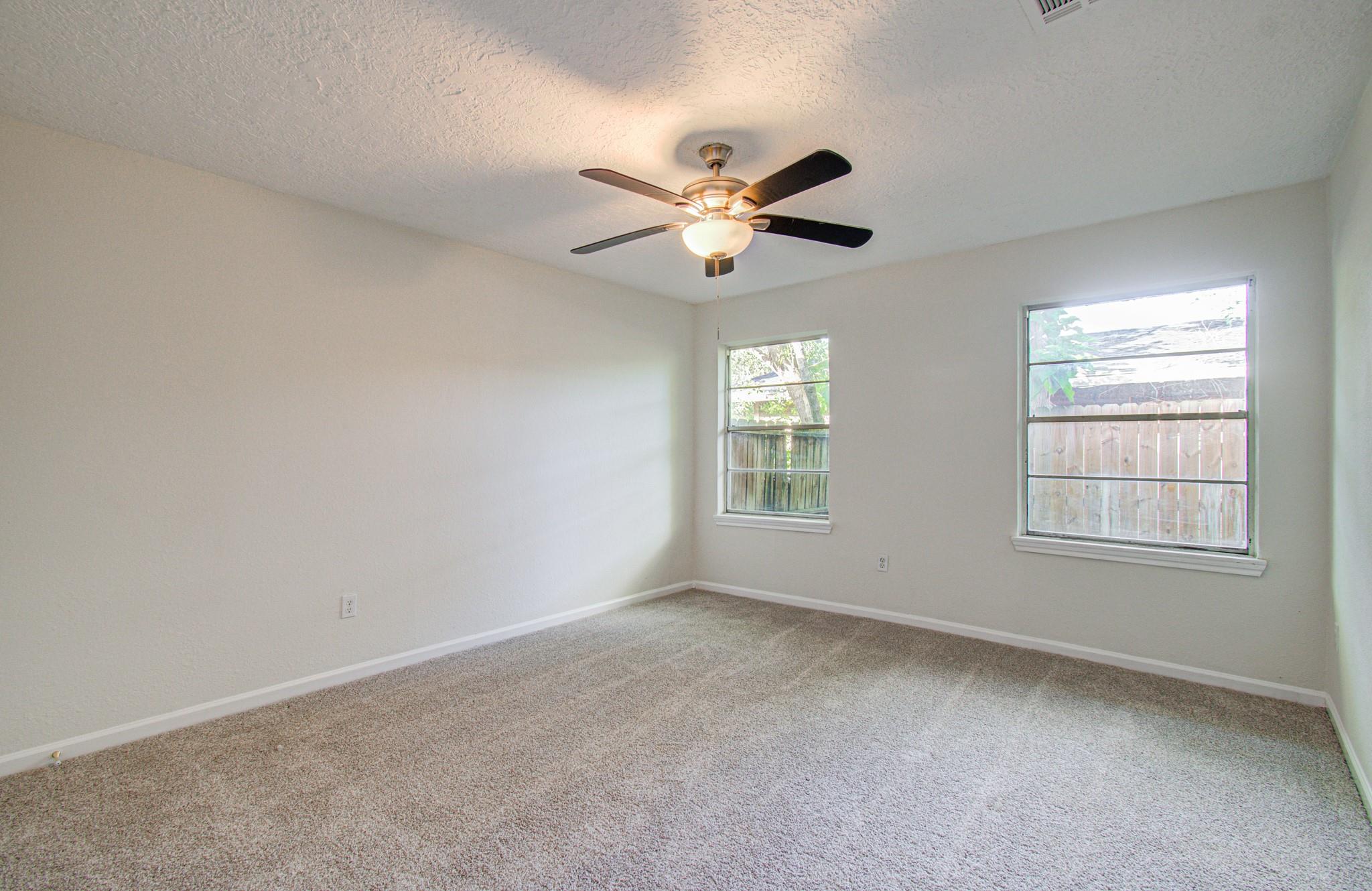 5634 Ridgeway Drive