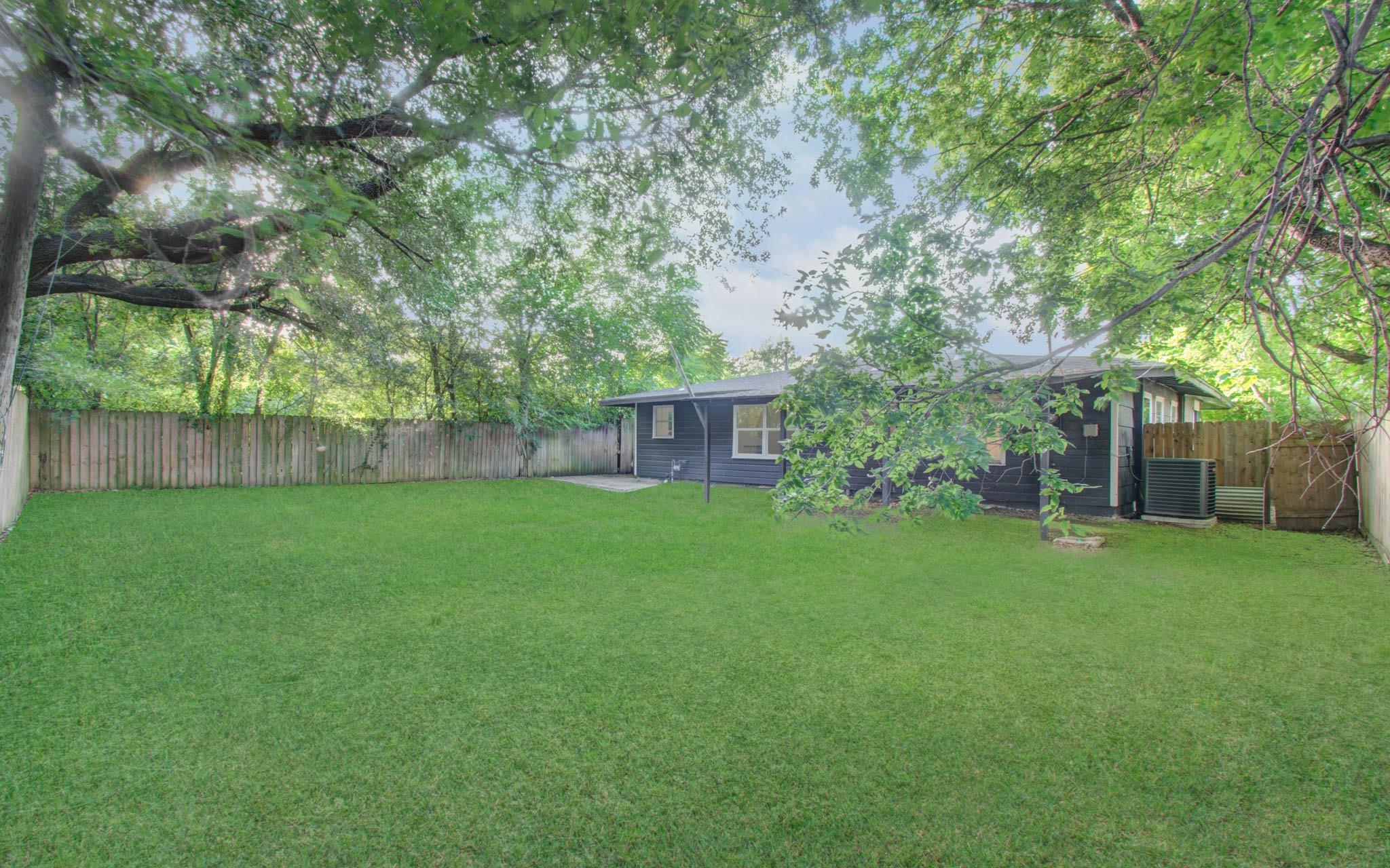 5634 Ridgeway Drive