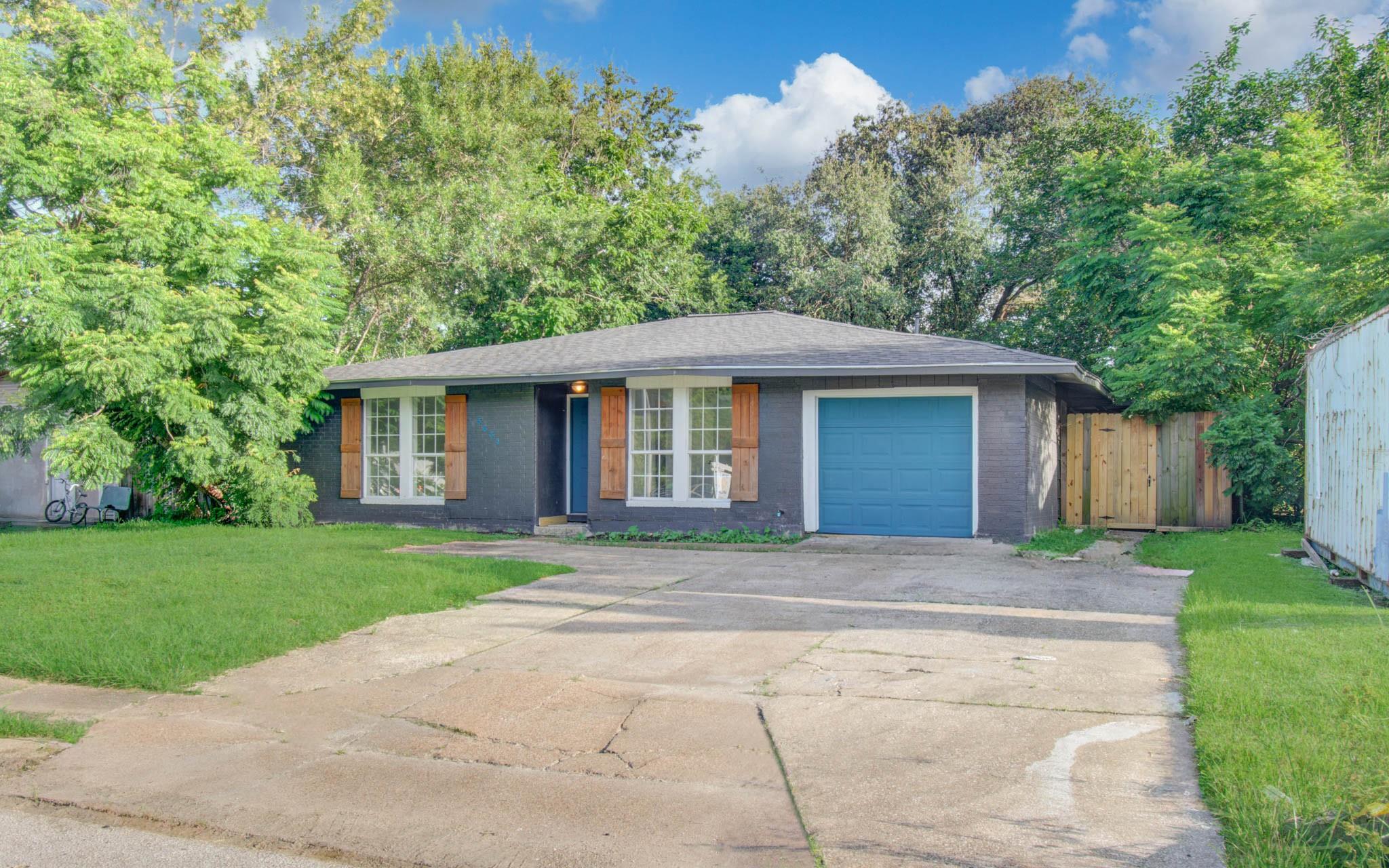 5634 Ridgeway Drive