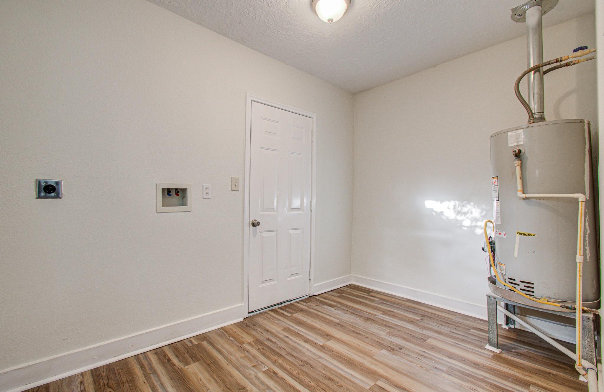 5634 Ridgeway Drive
