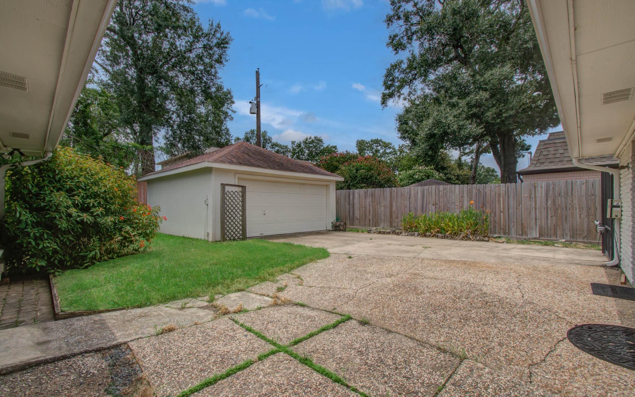 2407 Del Norte Street