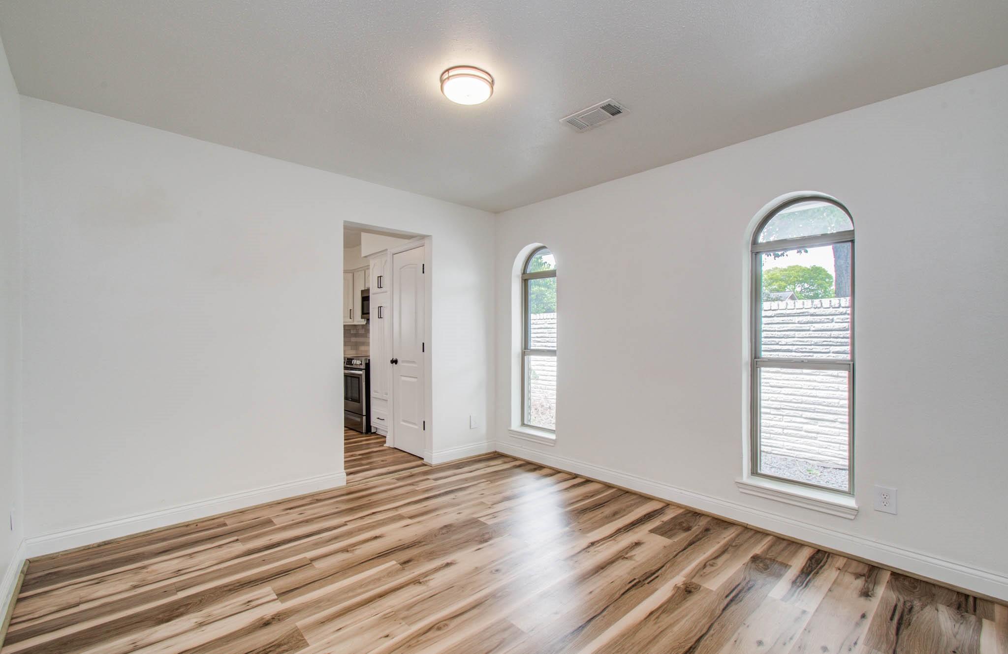 2407 Del Norte Street