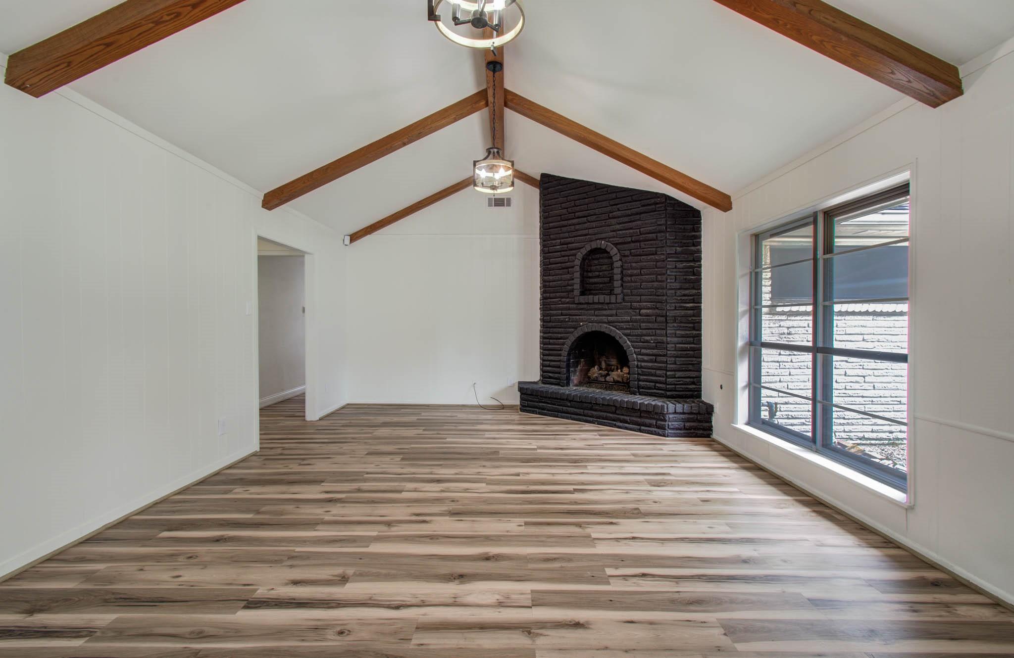 2407 Del Norte Street
