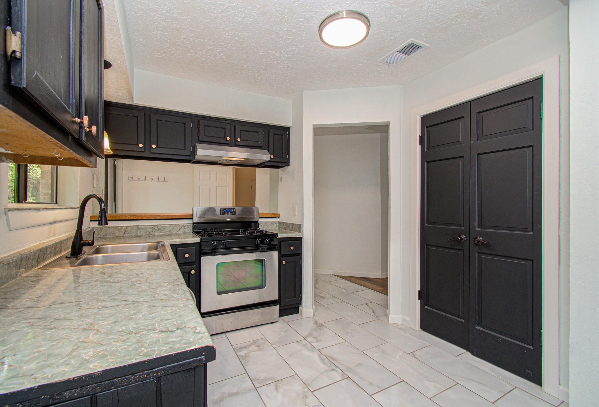 19 Tremont Woods Court