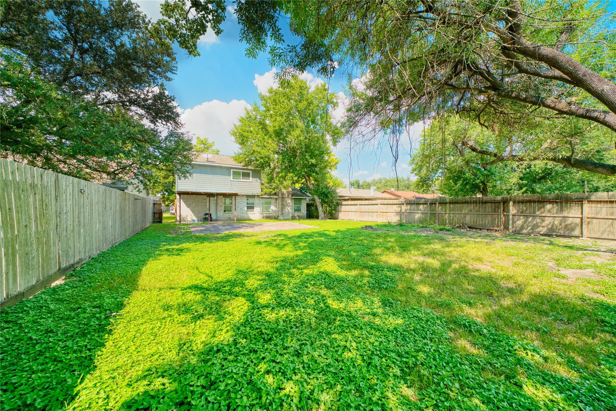 10127 Fernstone Lane