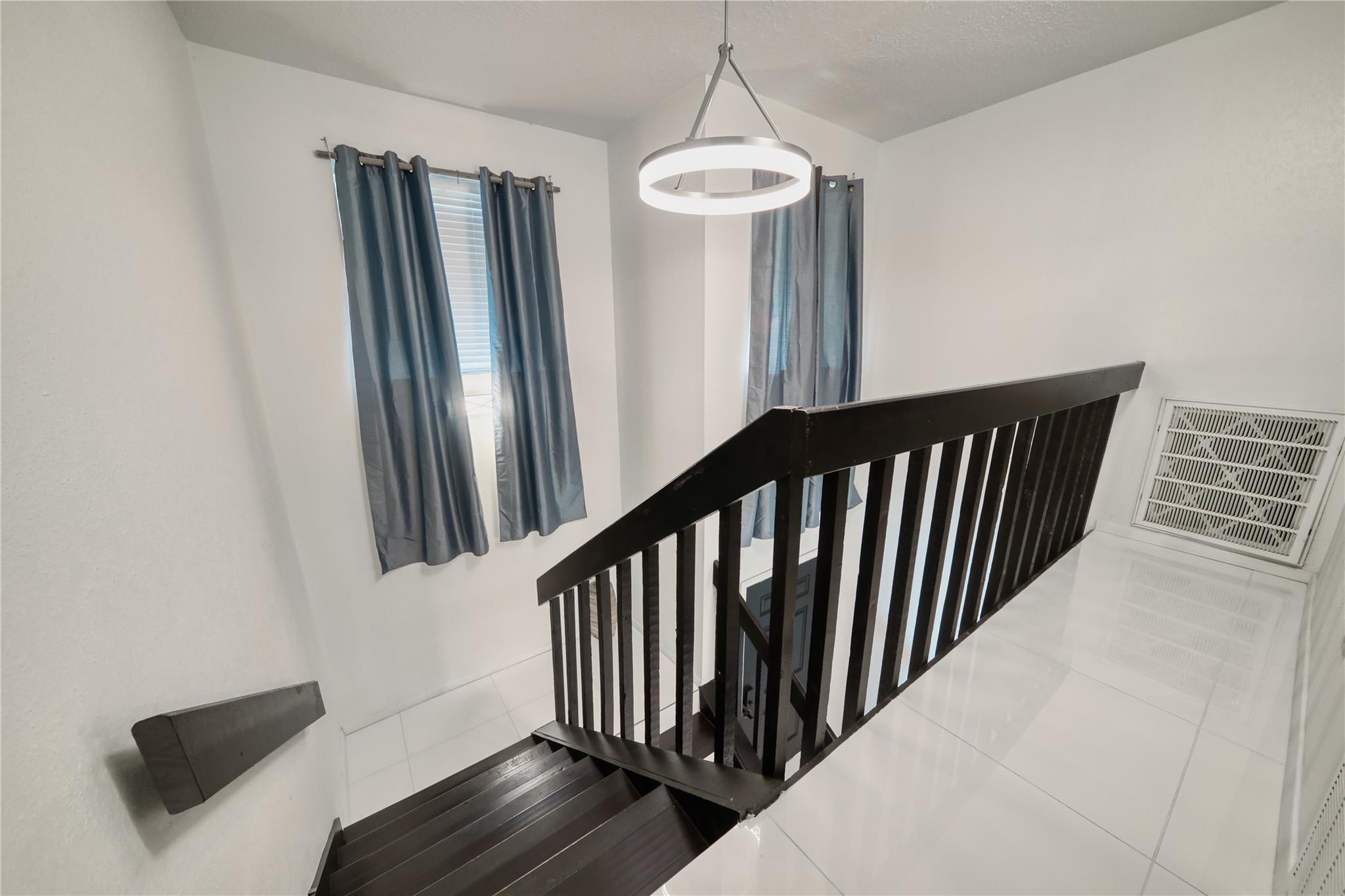 10127 Fernstone Lane