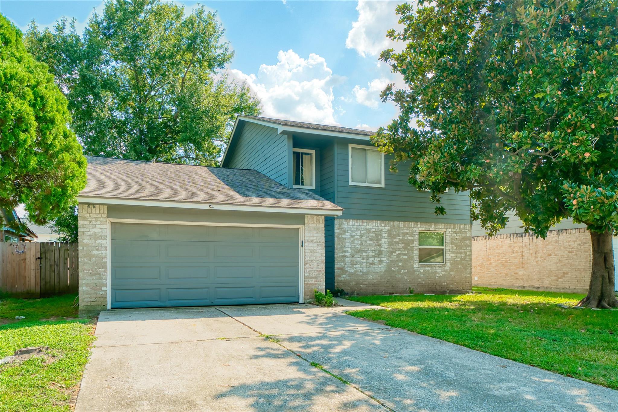 10127 Fernstone Lane