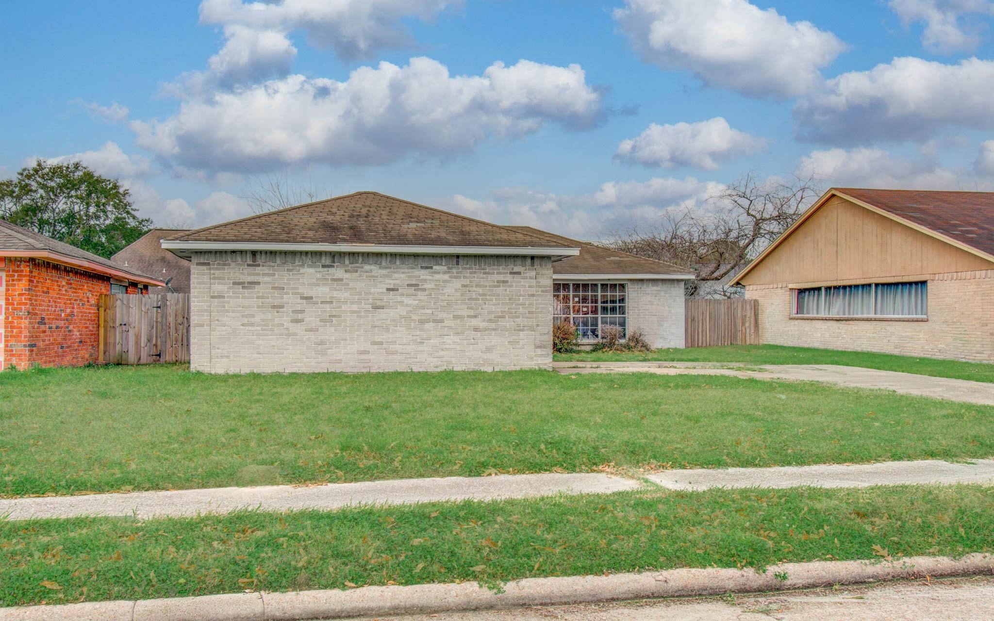 11927 Loveland Pass Drive