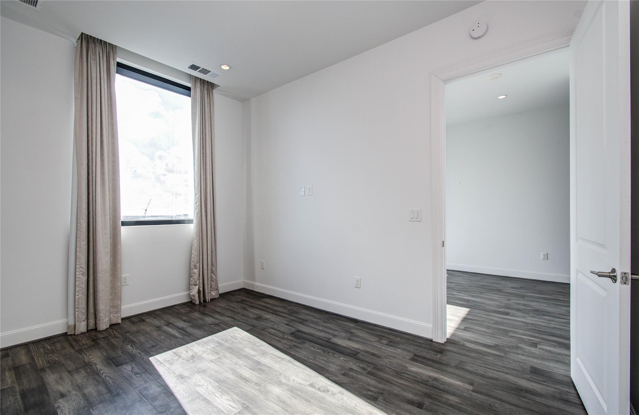 1211 Caroline Street # 1502