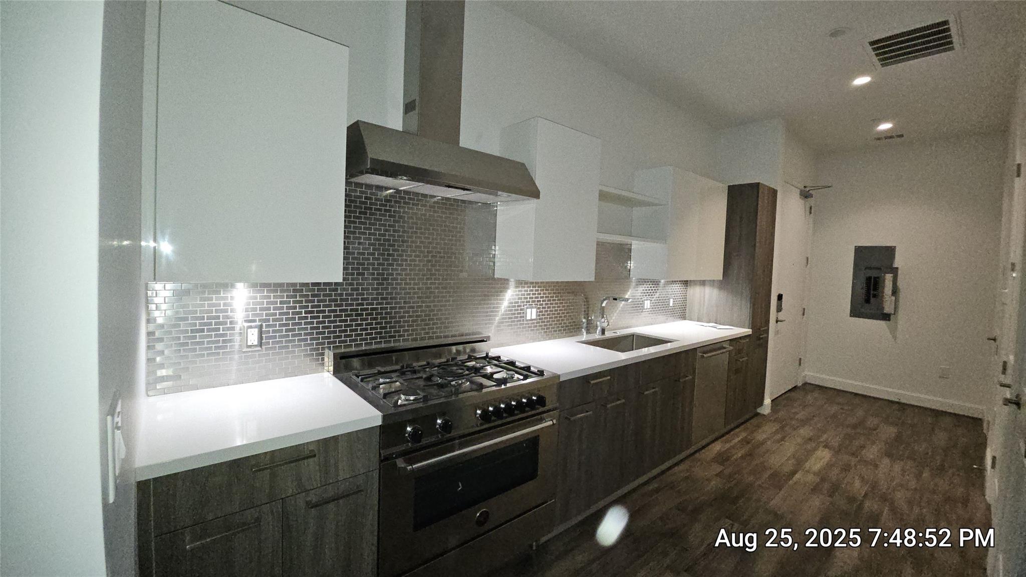 1211 Caroline Street # 1502