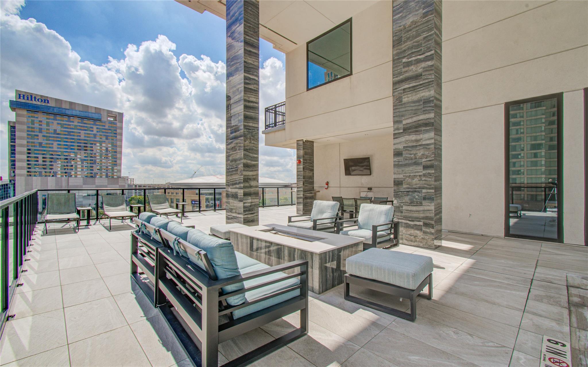 1211 Caroline Street # 1502