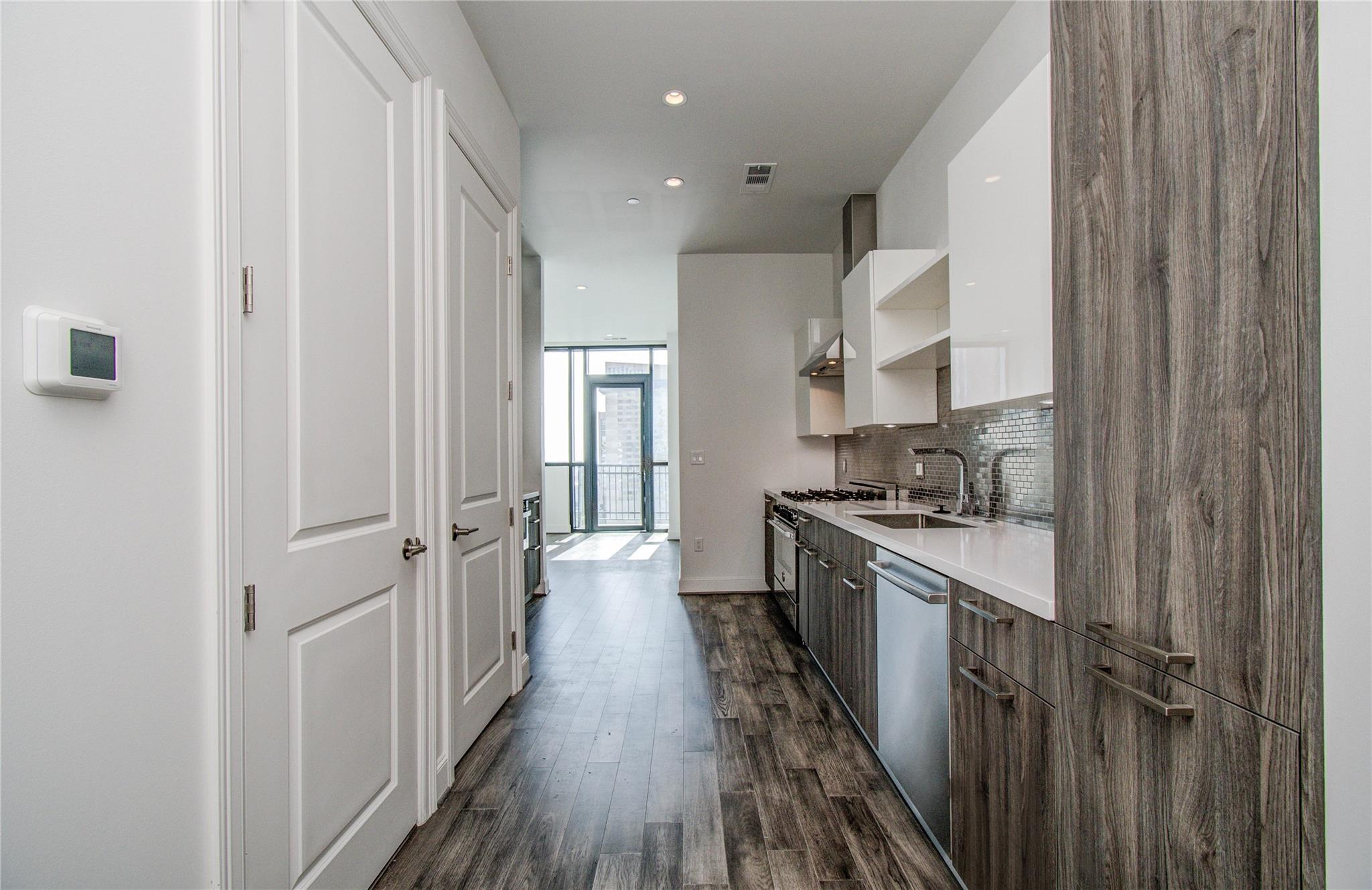 1211 Caroline Street # 1502