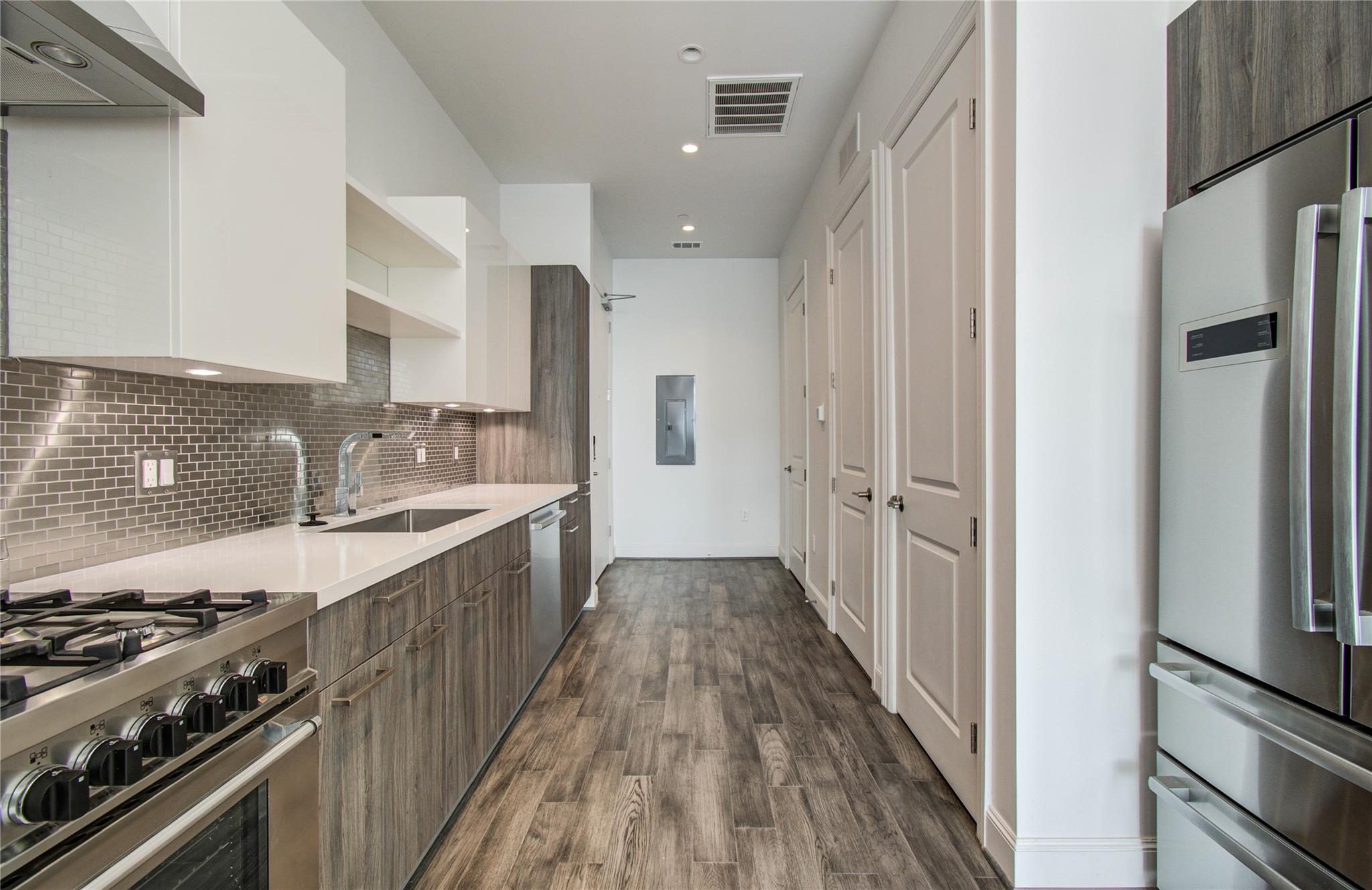 1211 Caroline Street # 1502