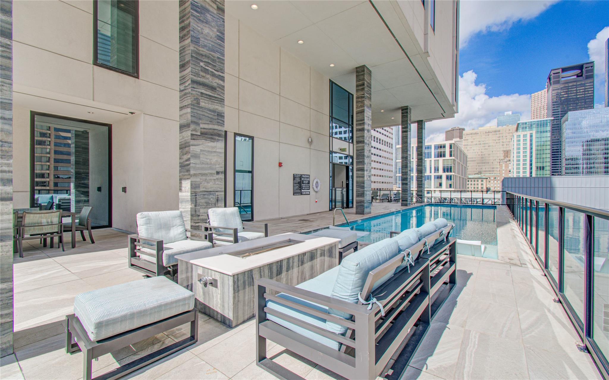 1211 Caroline Street # 1502