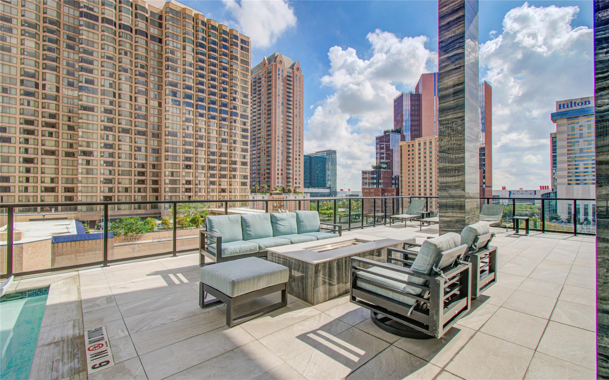1211 Caroline Street # 1502