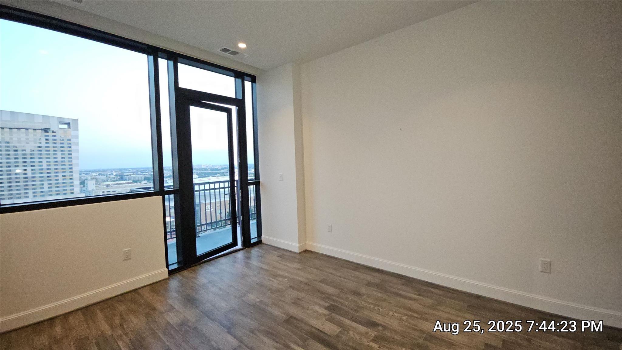 1211 Caroline Street # 1502