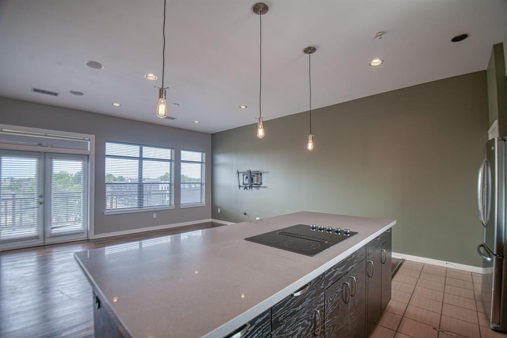 401 E Boyd Street Unit: 403