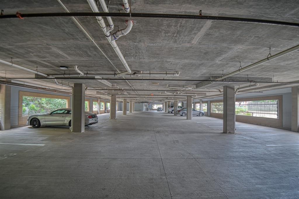 401 E Boyd Street Unit: 403