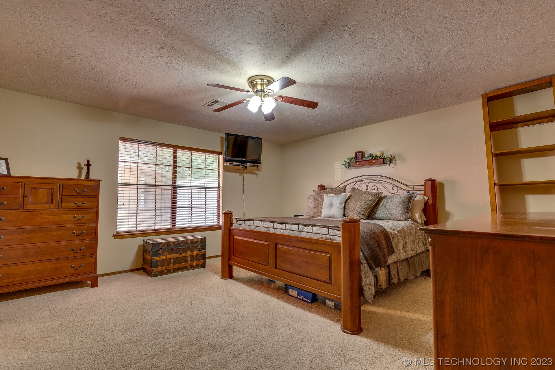 18372 E County Road 1550