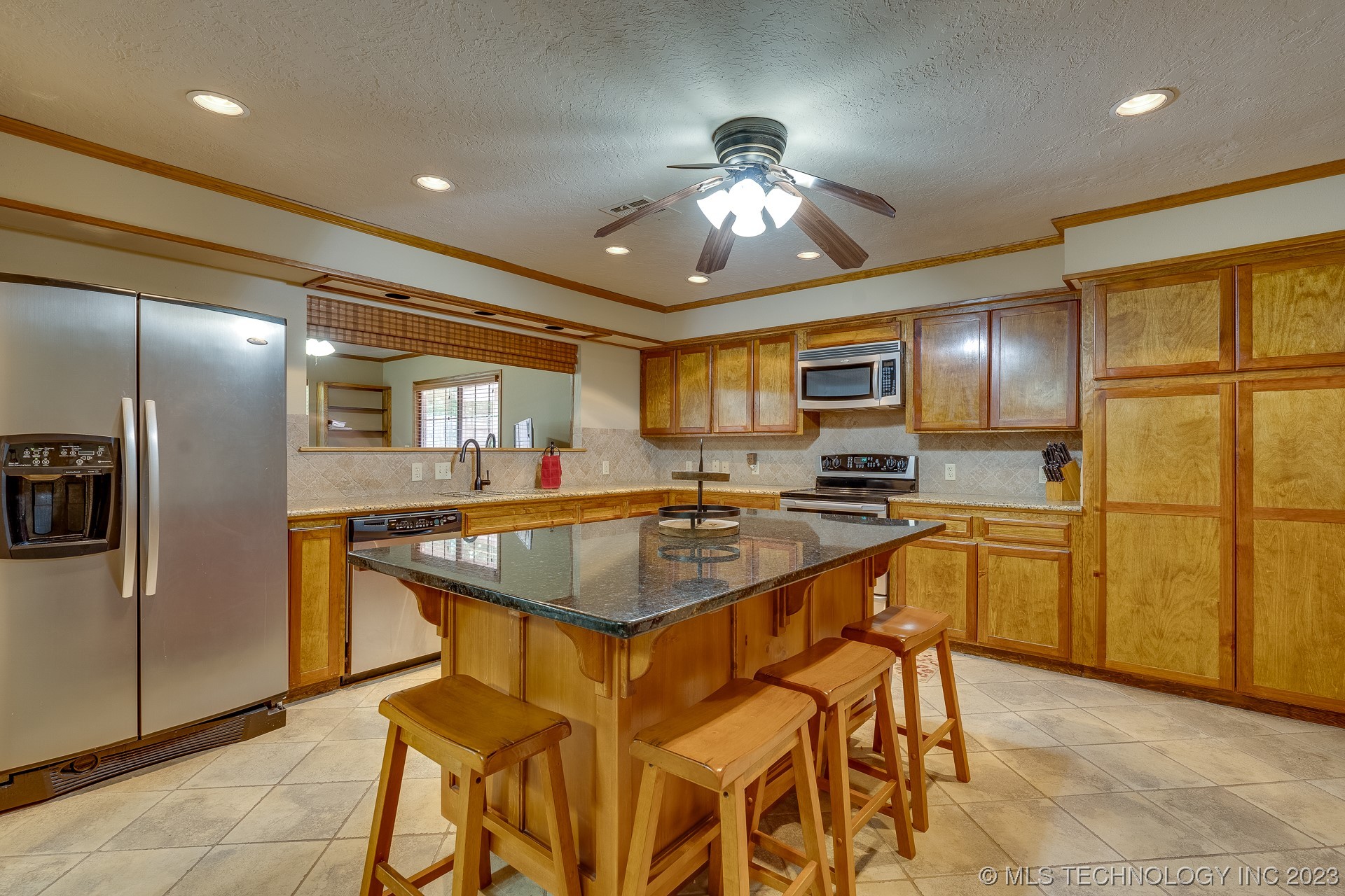 18372 E County Road 1550