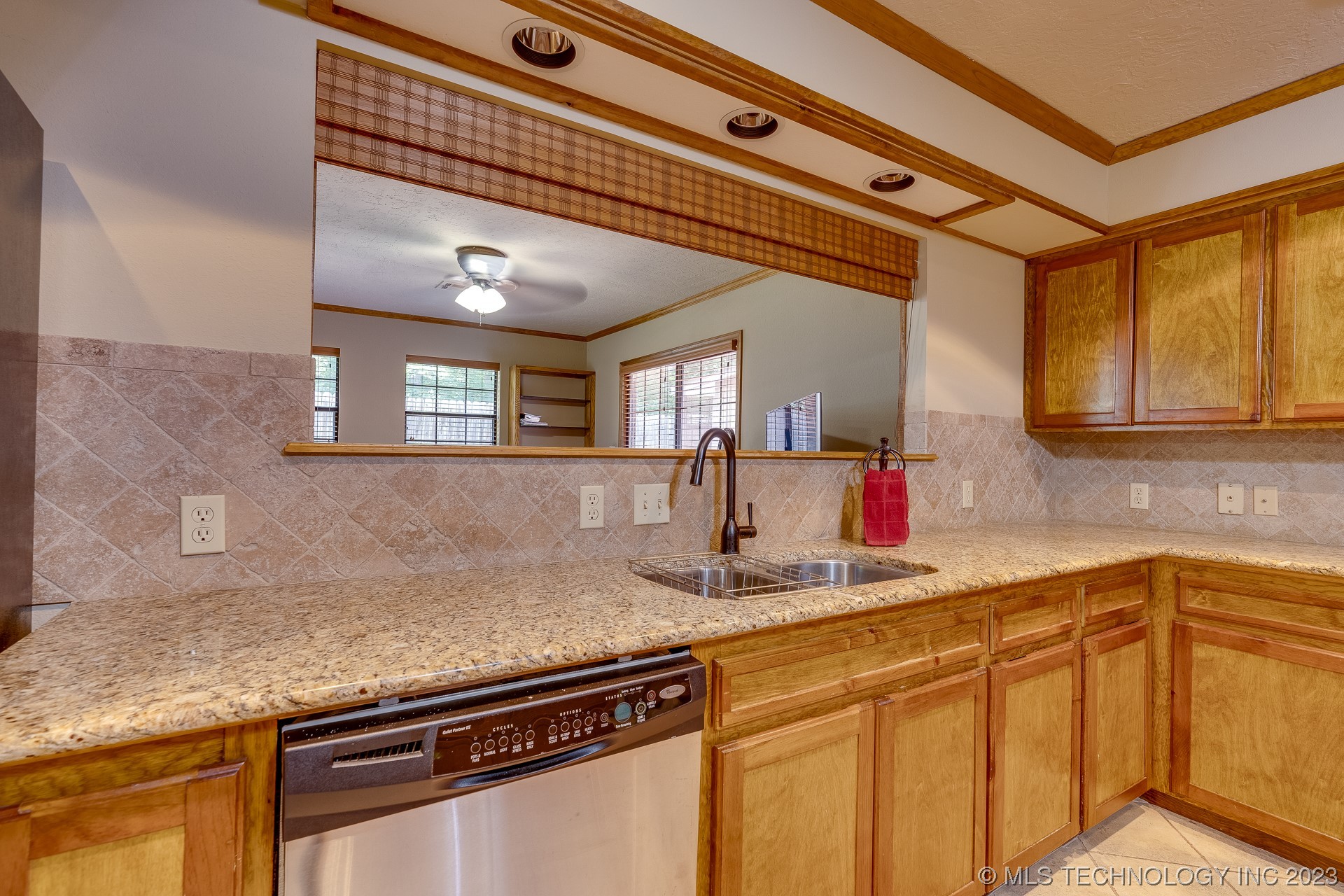 18372 E County Road 1550