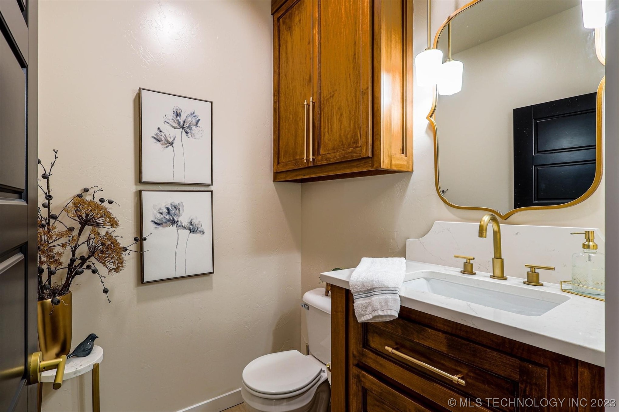 16463 County Road 3600