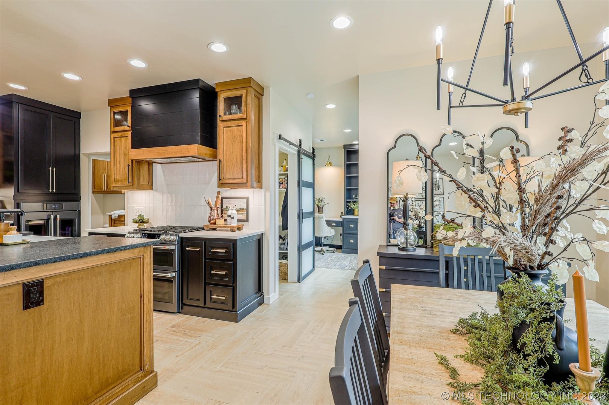 16463 County Road 3600