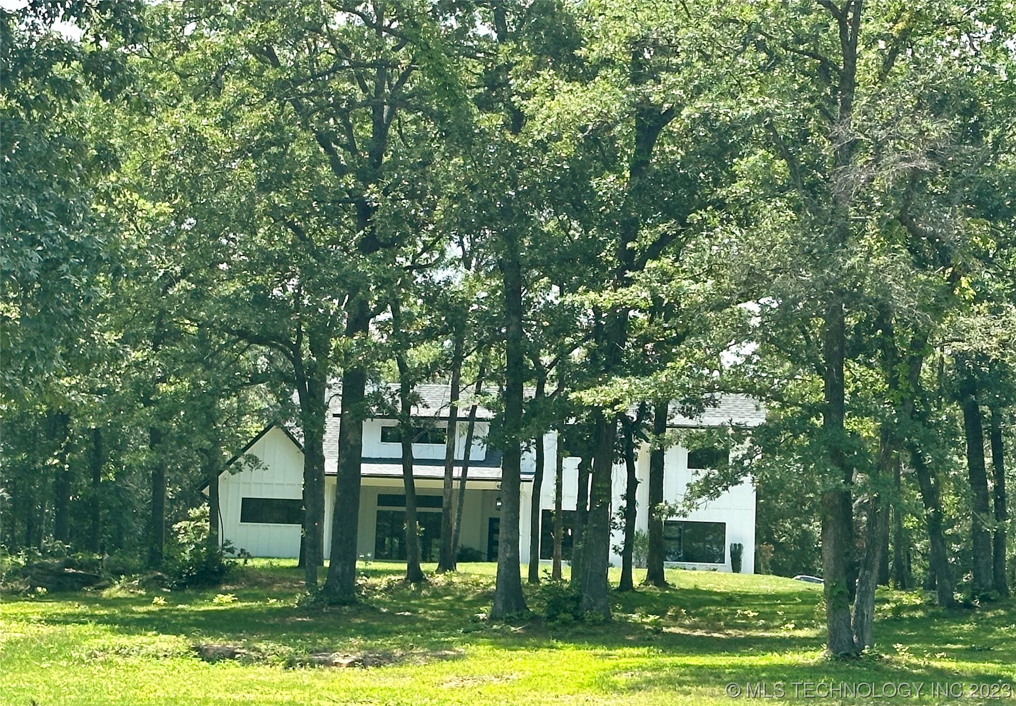 16463 County Road 3600