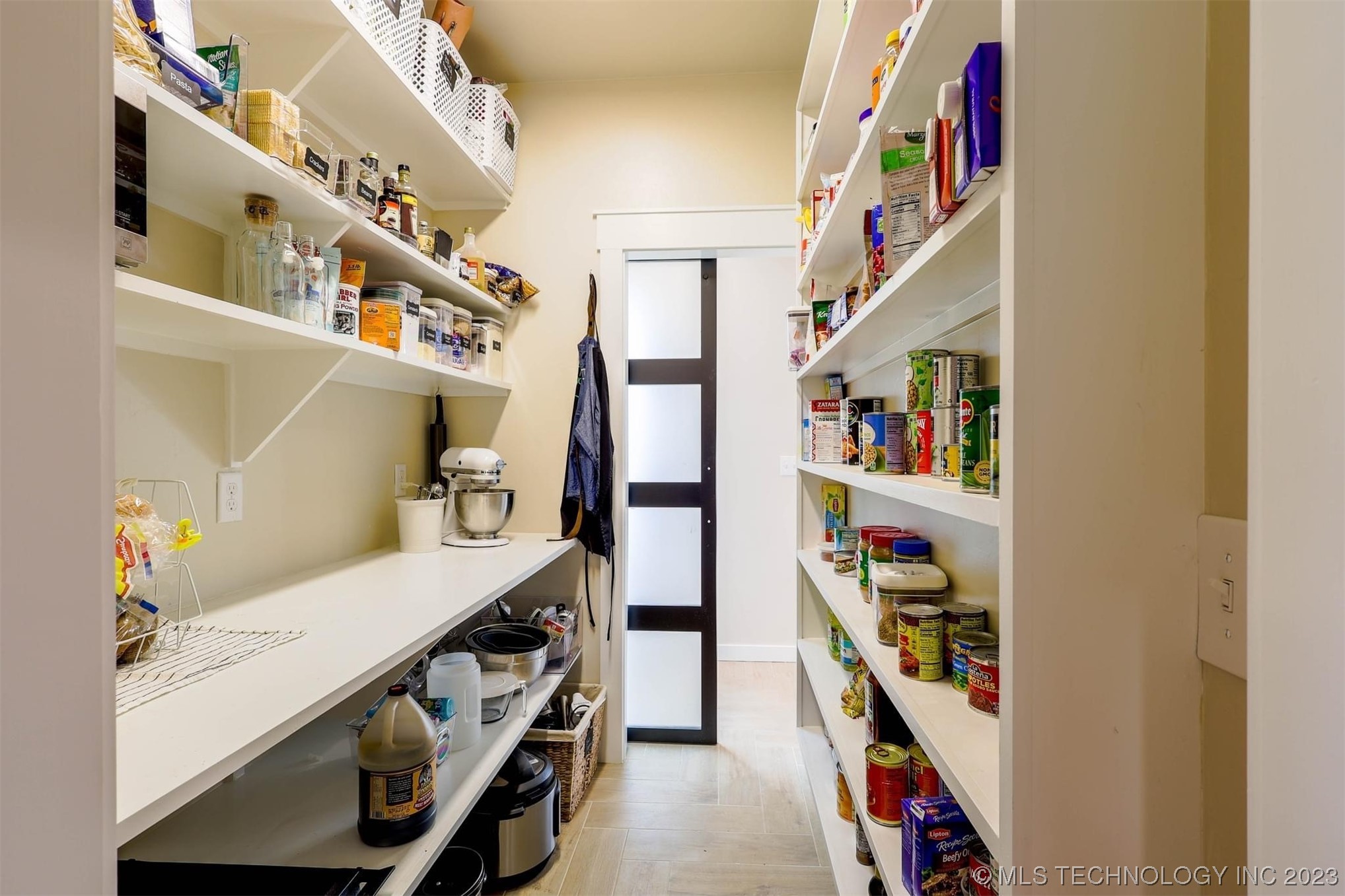 16463 County Road 3600