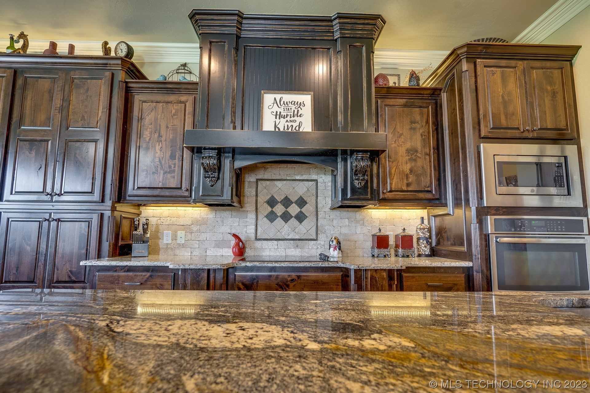 18315 County Road 1557