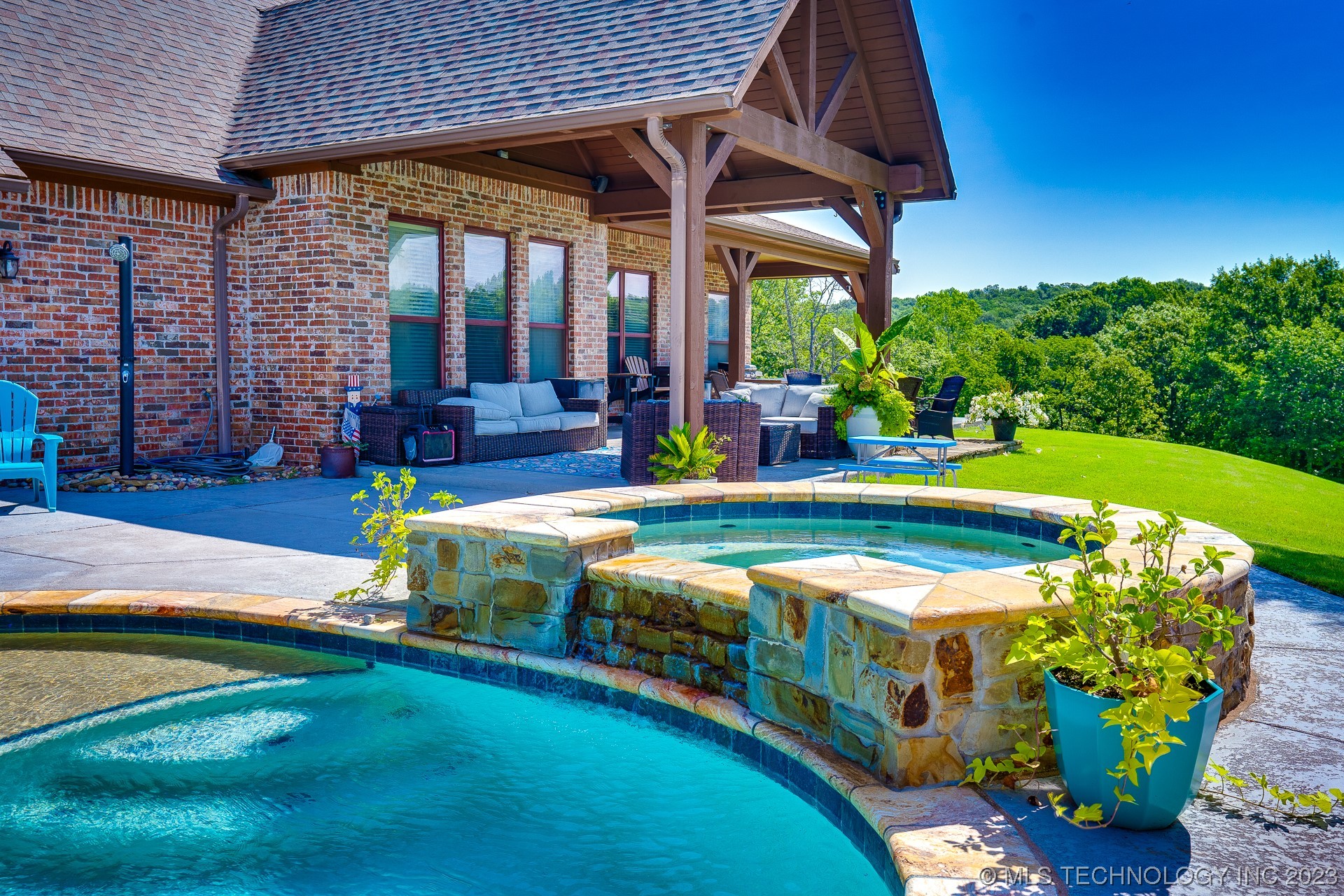 18315 County Road 1557