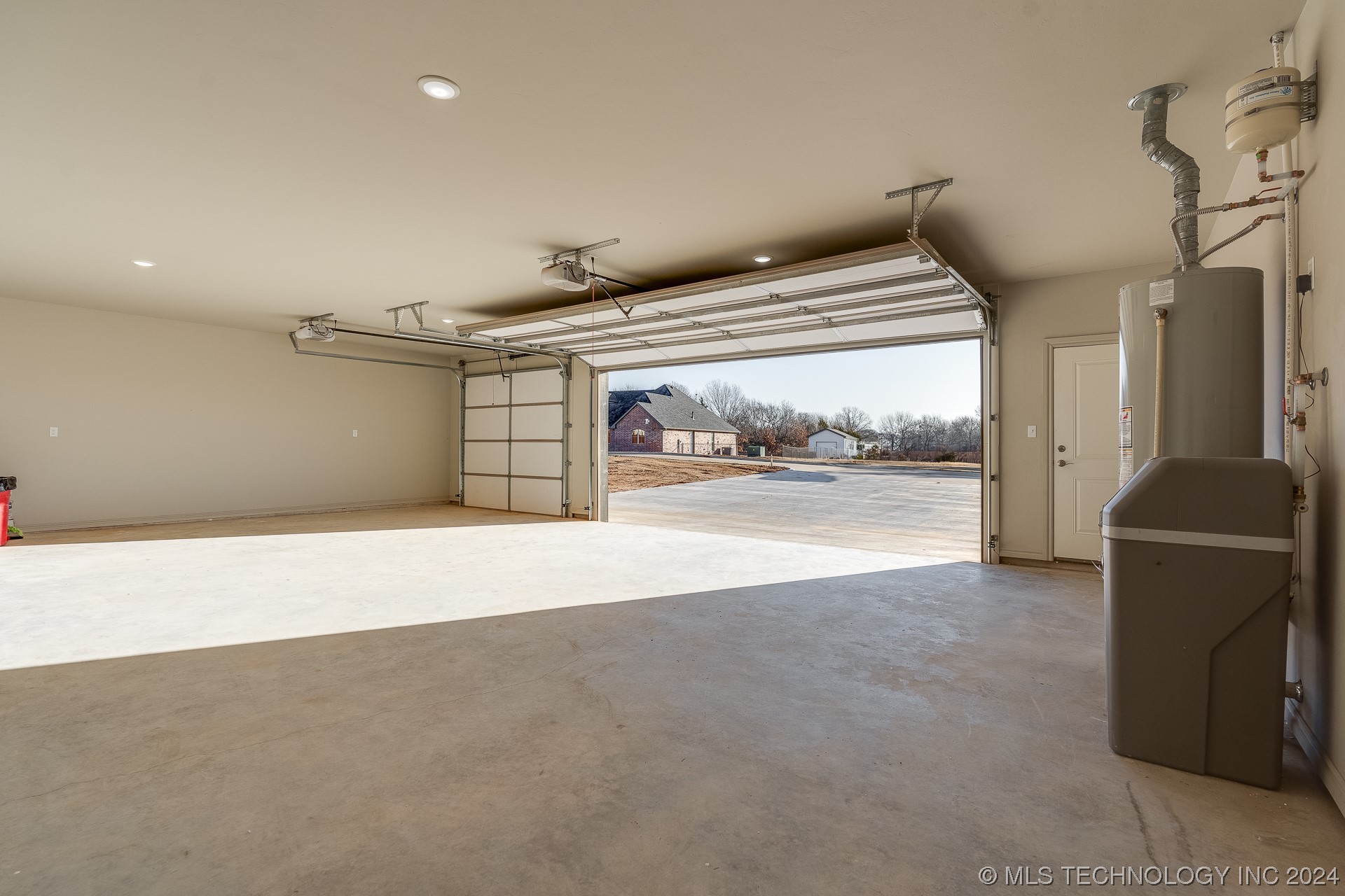 12349 County Road 3571