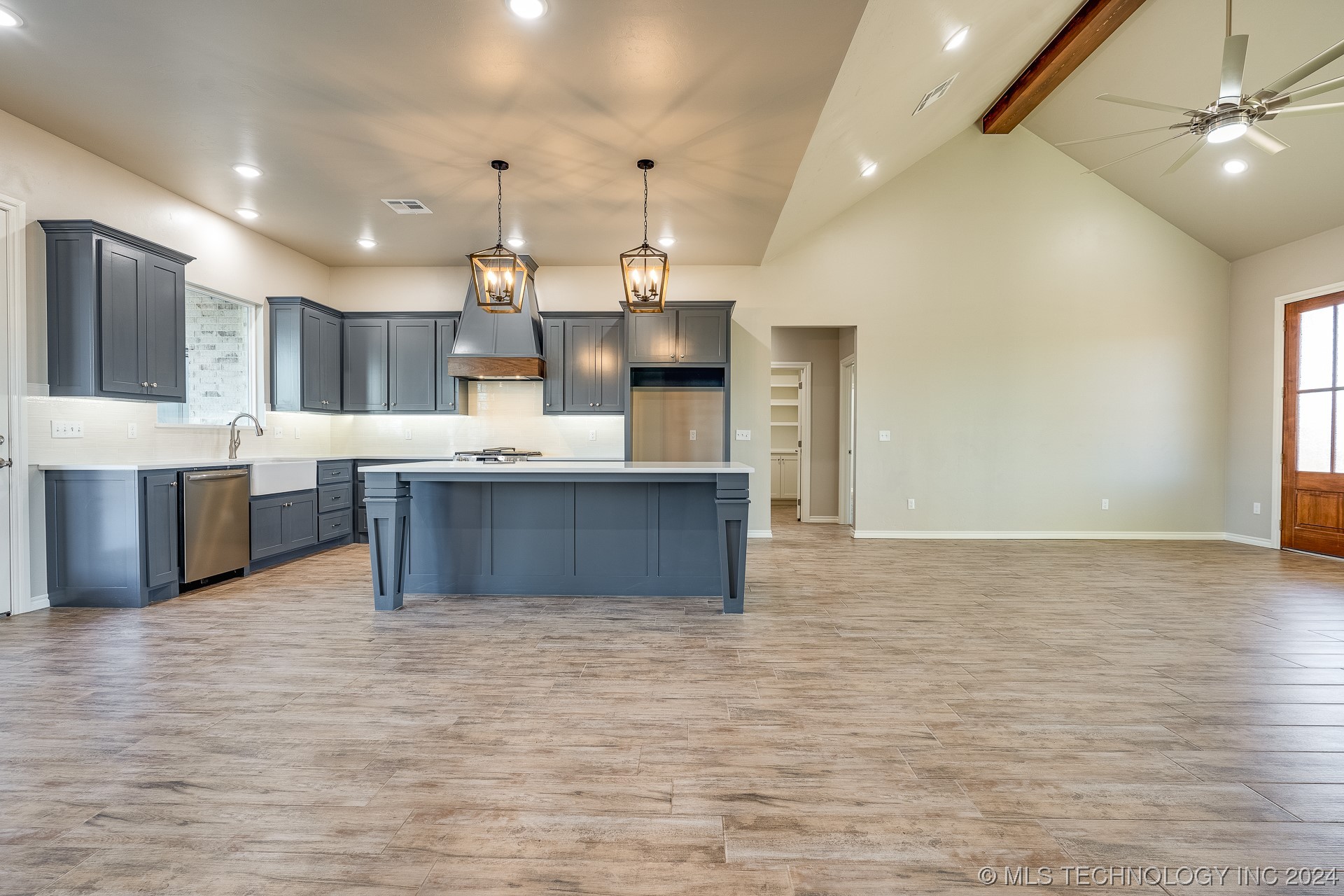 12349 County Road 3571