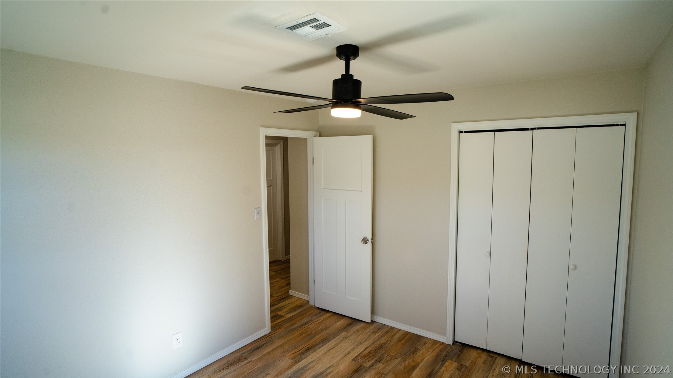 2528 Arlington Boulevard