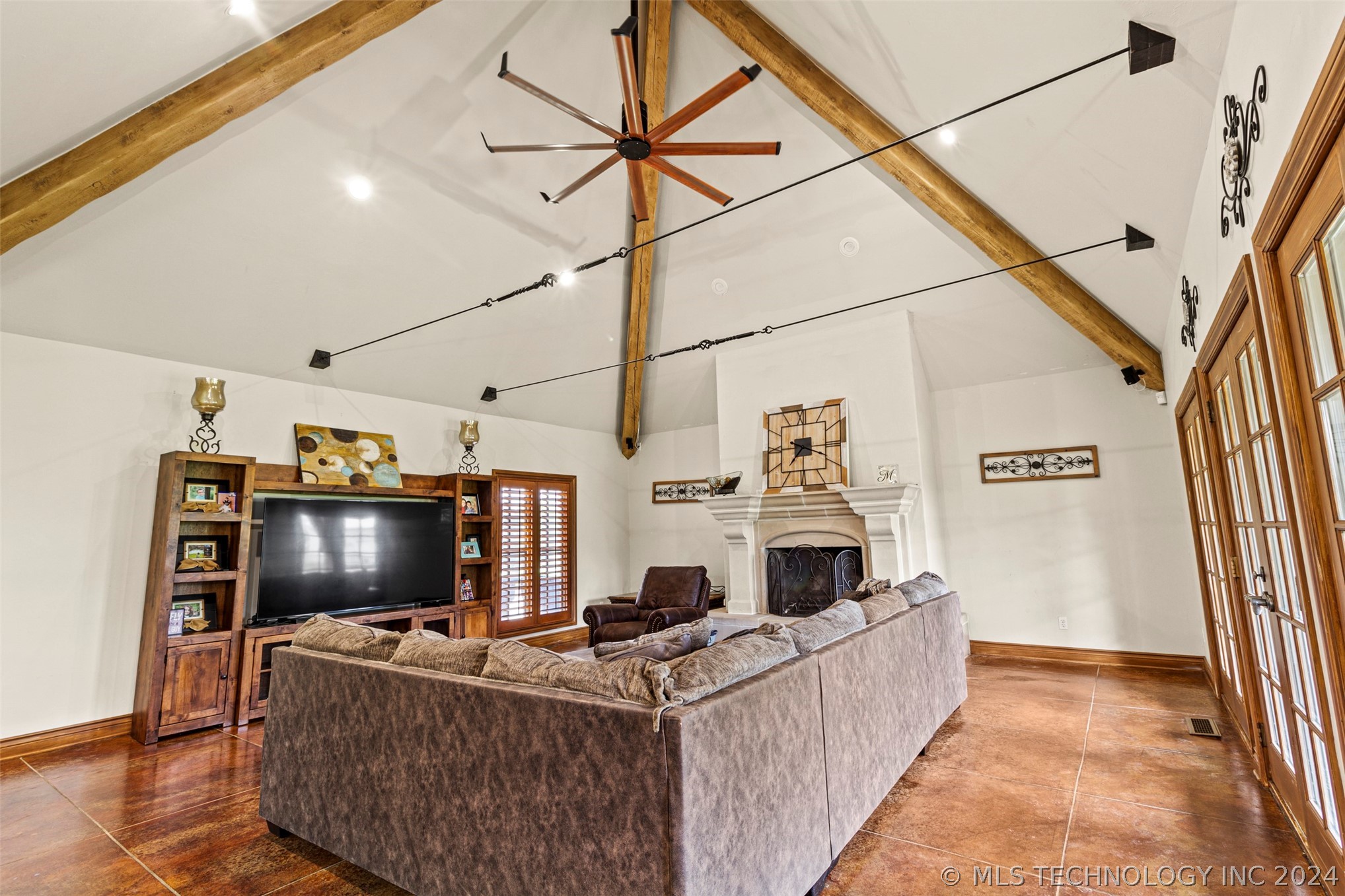 16250 County Road 1565