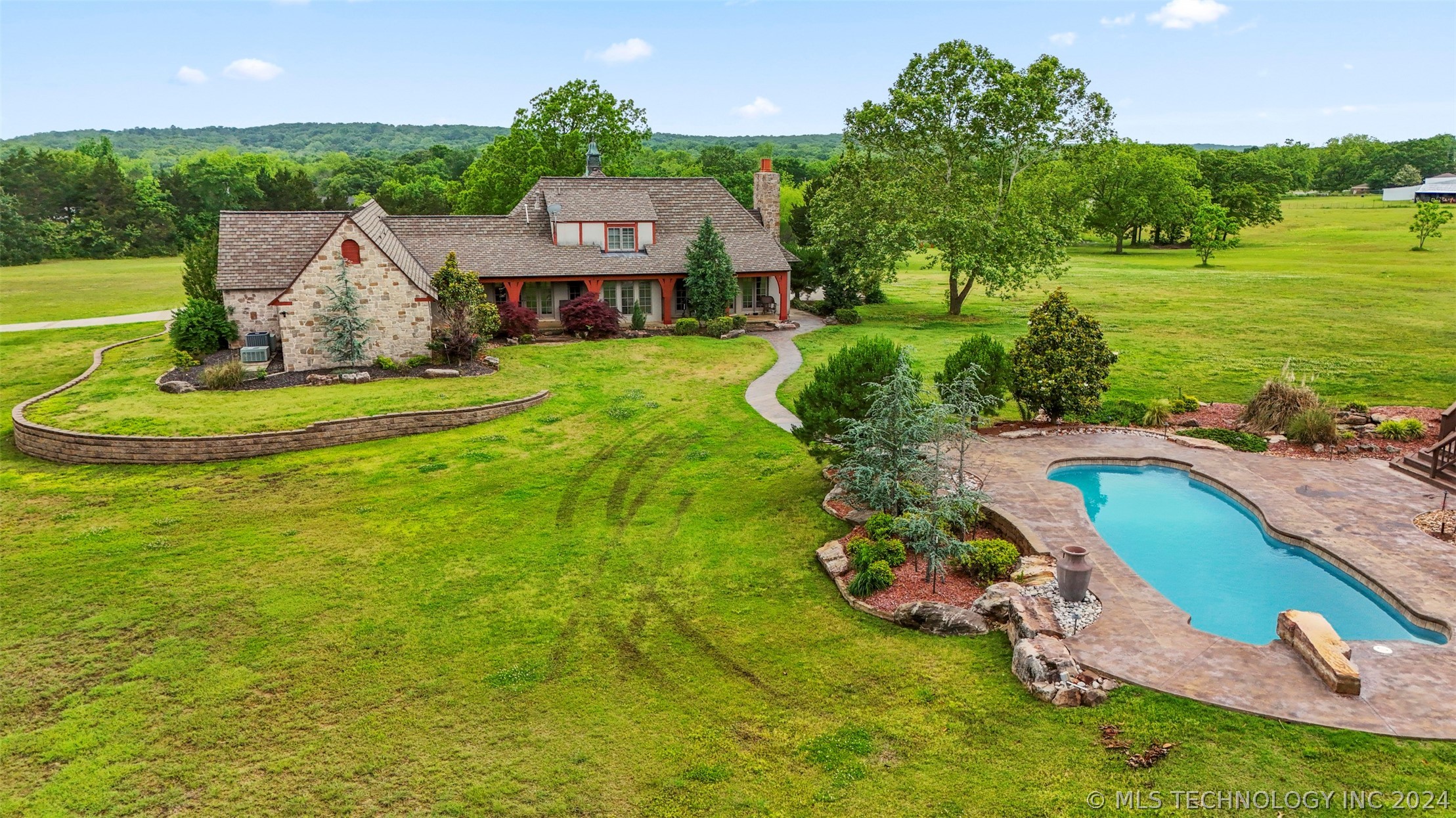 16250 County Road 1565