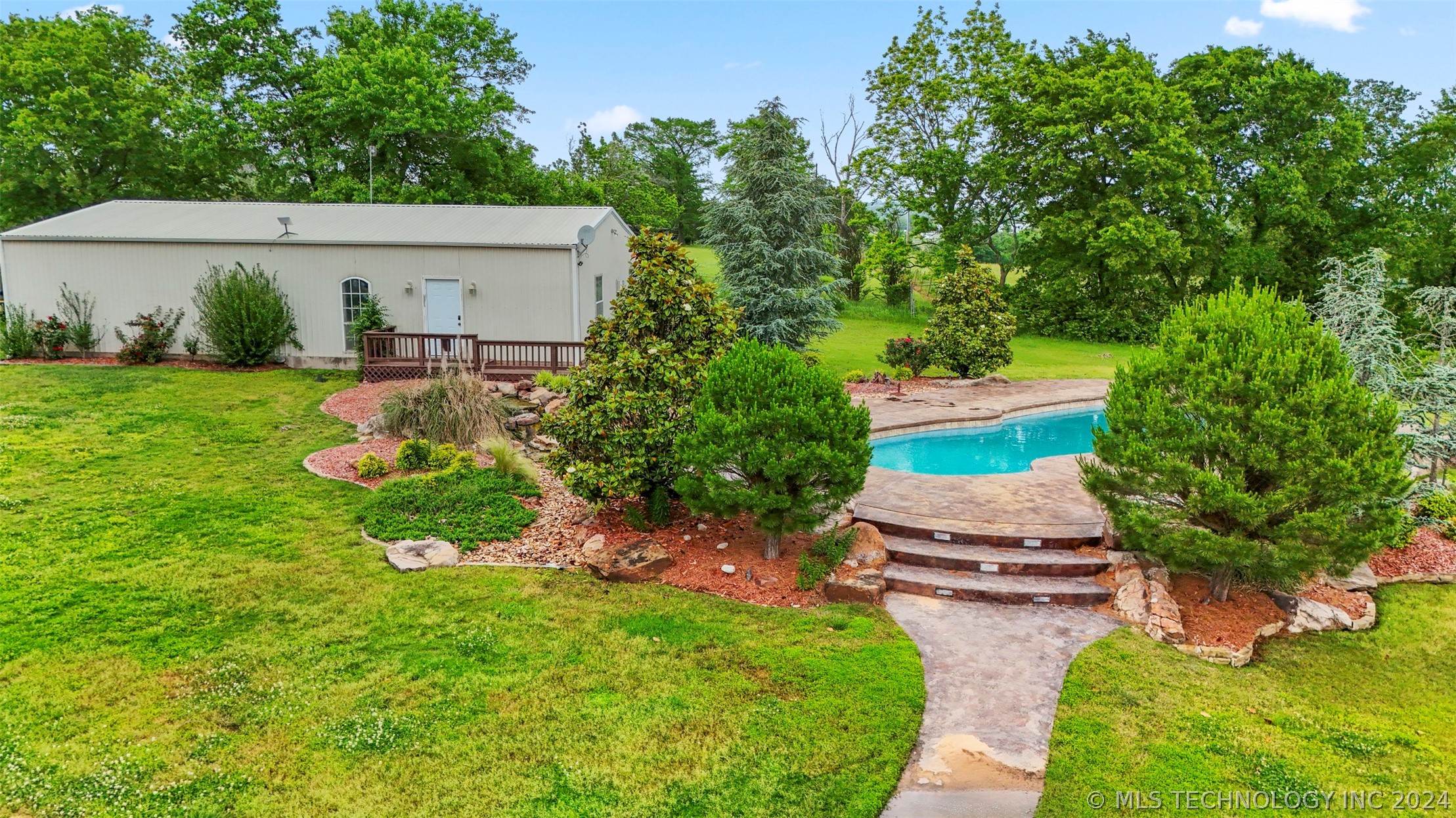 16250 County Road 1565
