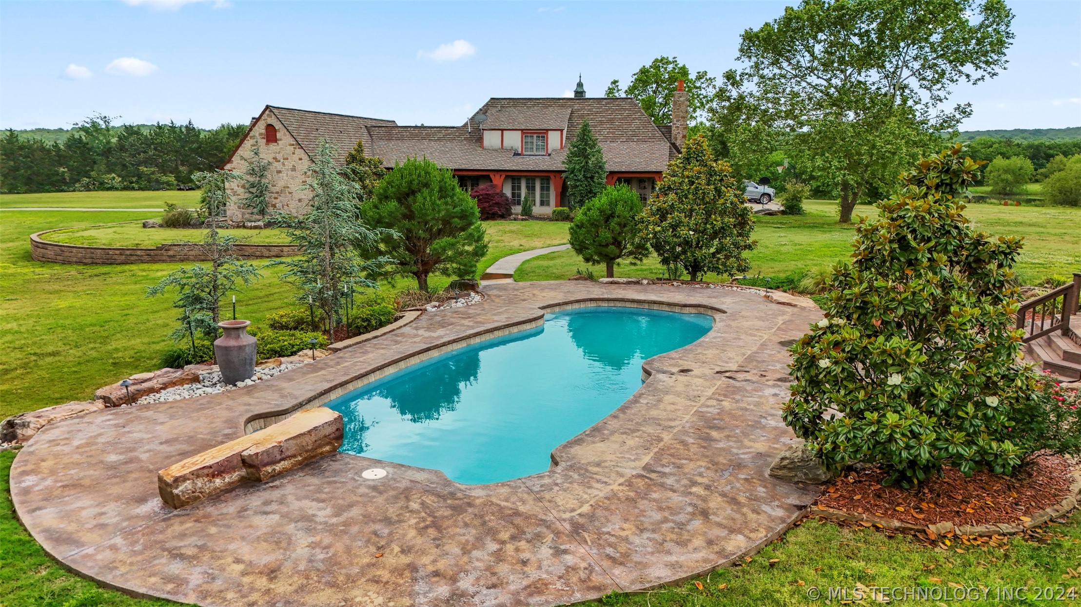 16250 County Road 1565