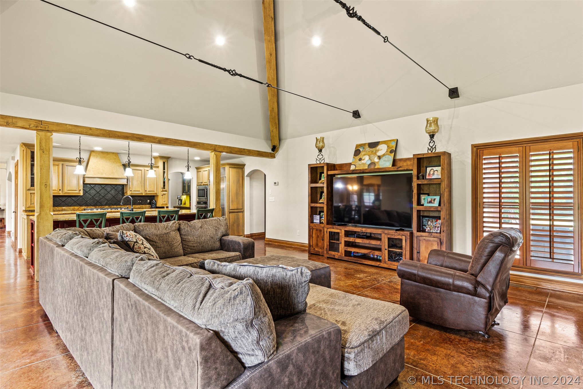 16250 County Road 1565