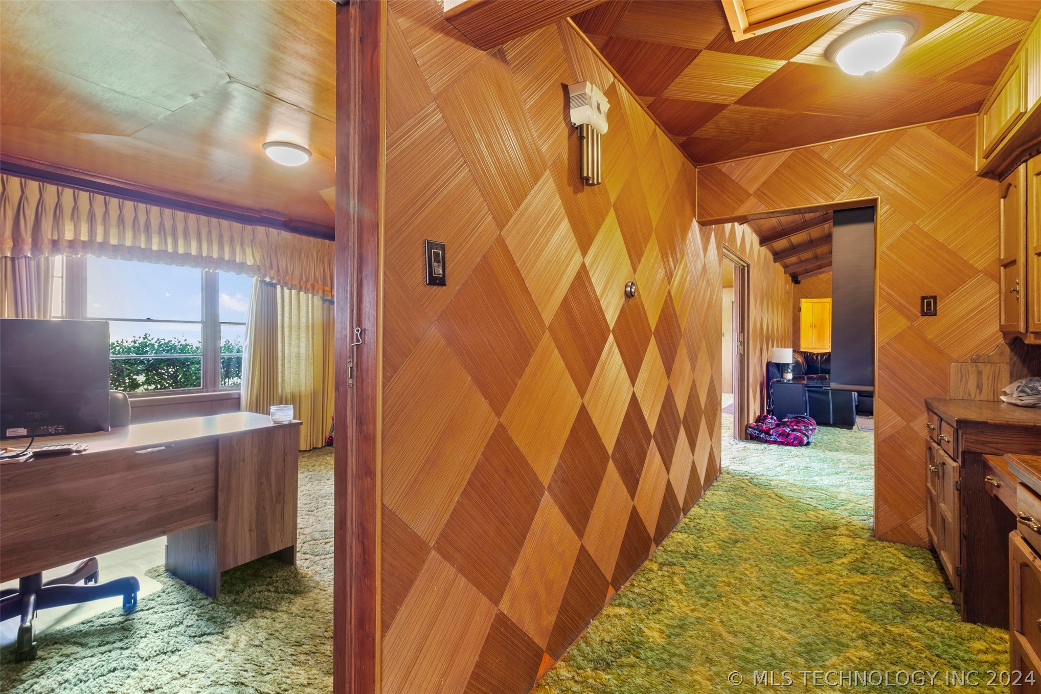 1609 Arlington Street