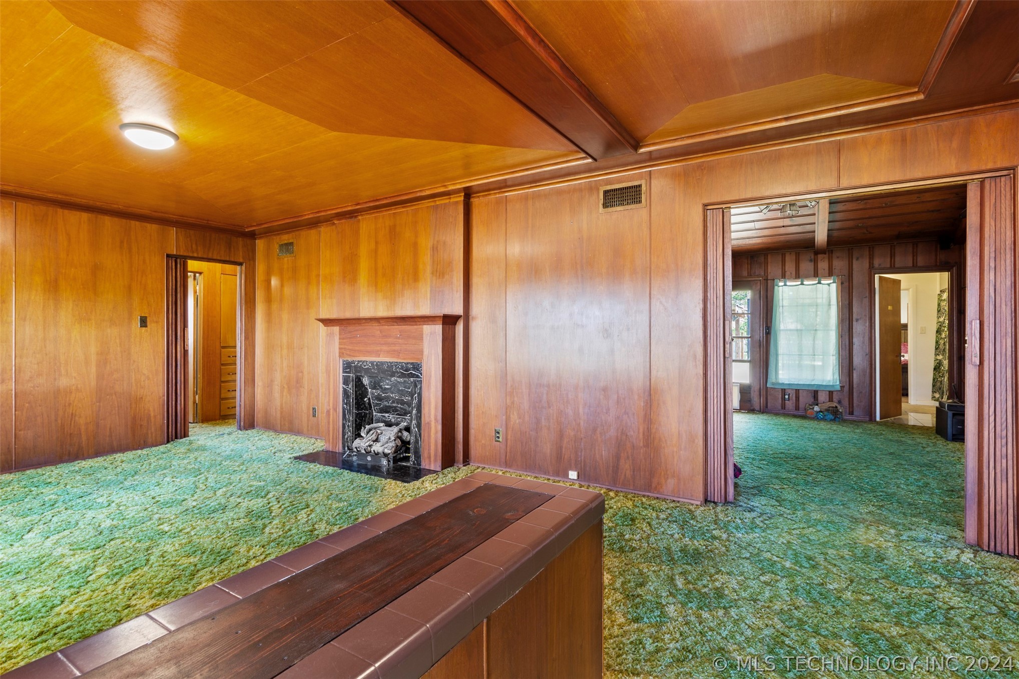 1609 Arlington Street