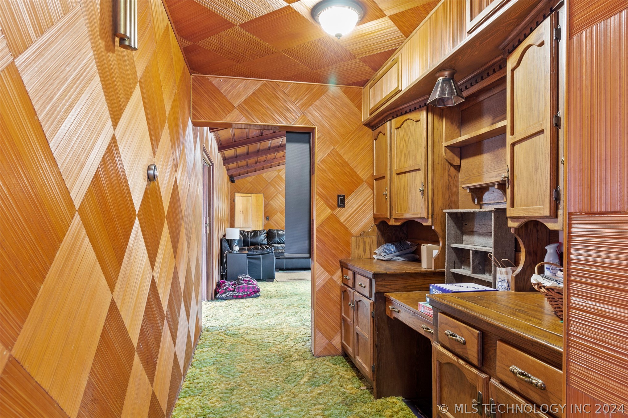 1609 Arlington Street