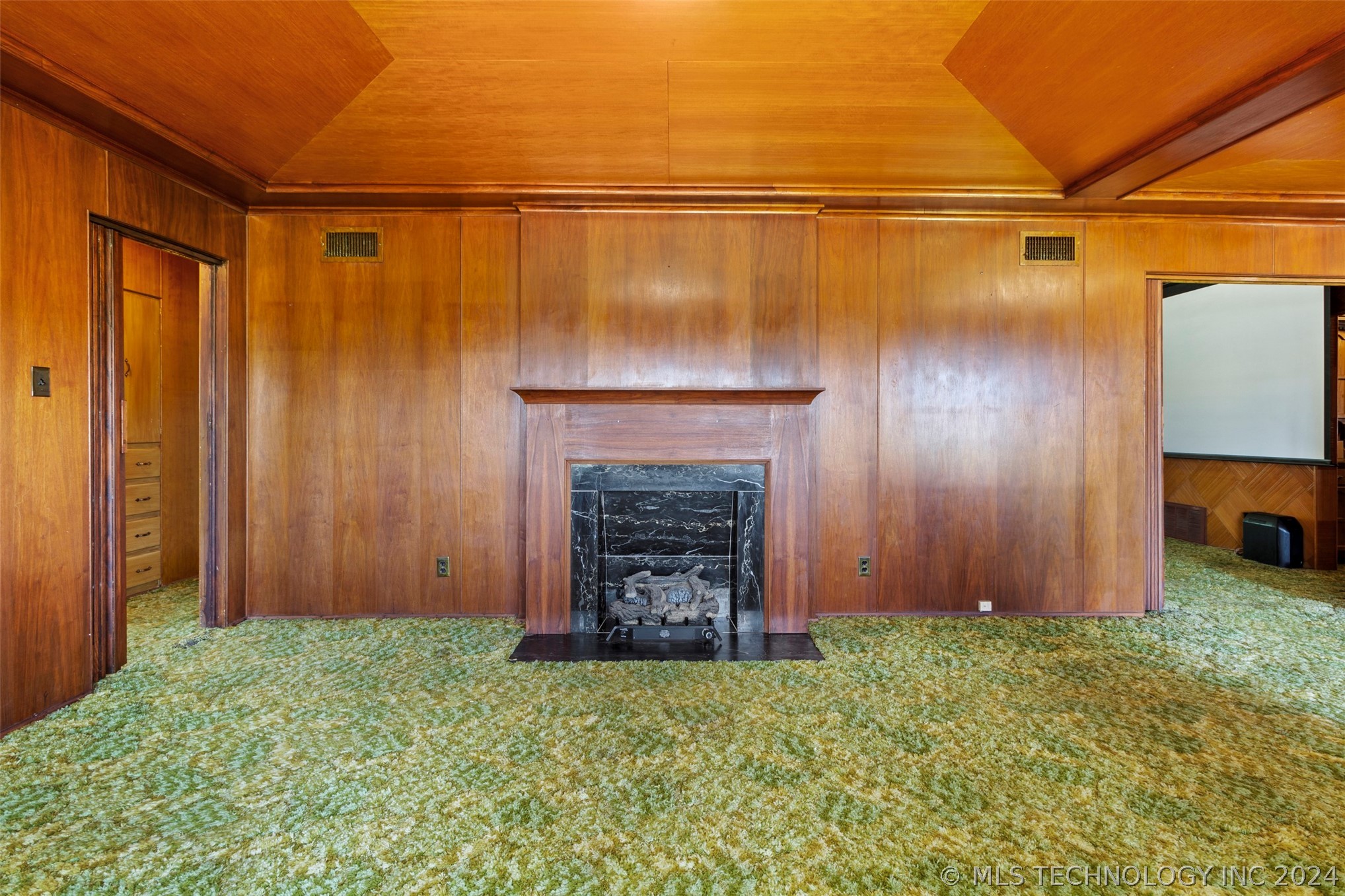 1609 Arlington Street