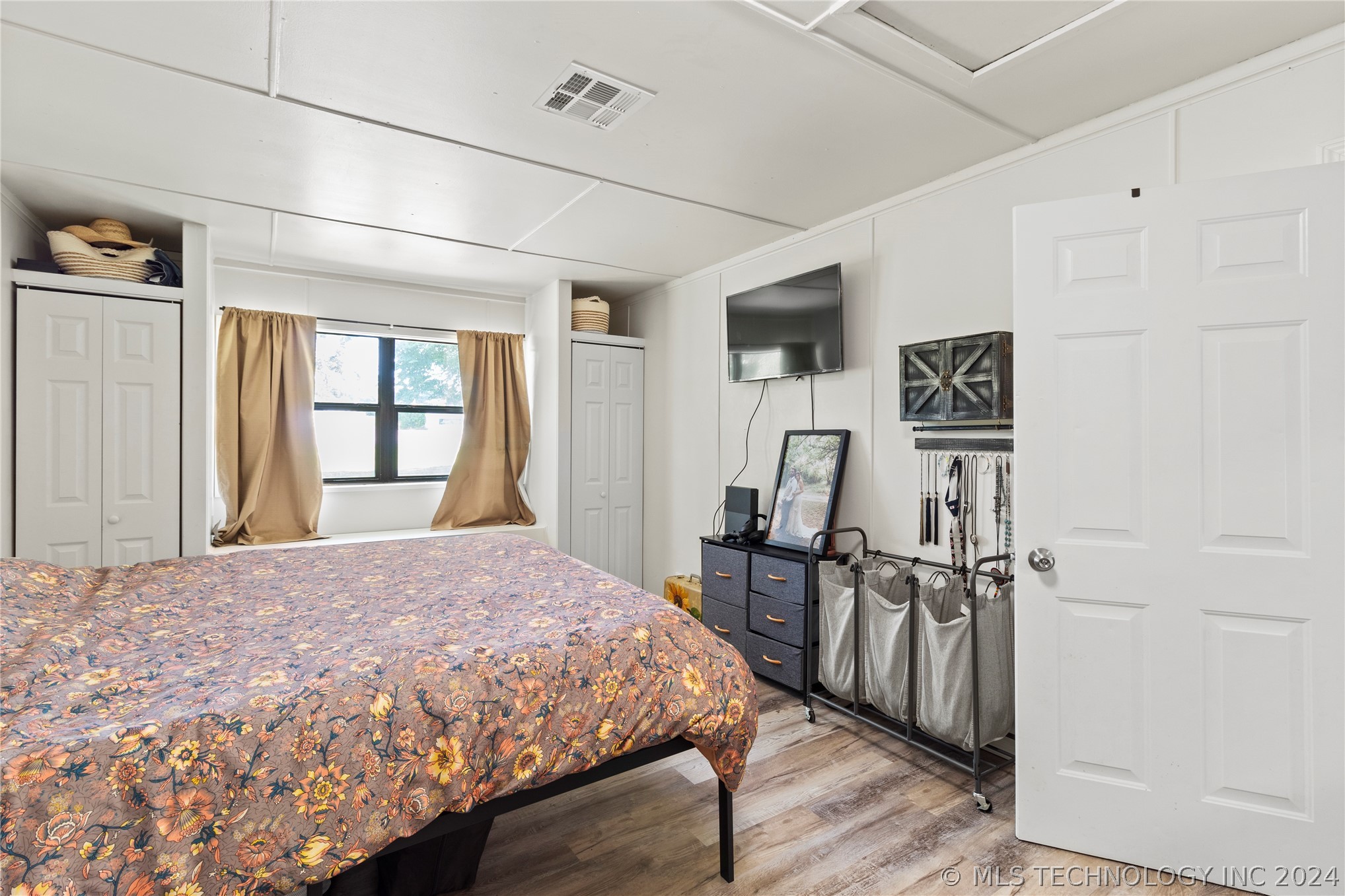 19116 County Road 1570