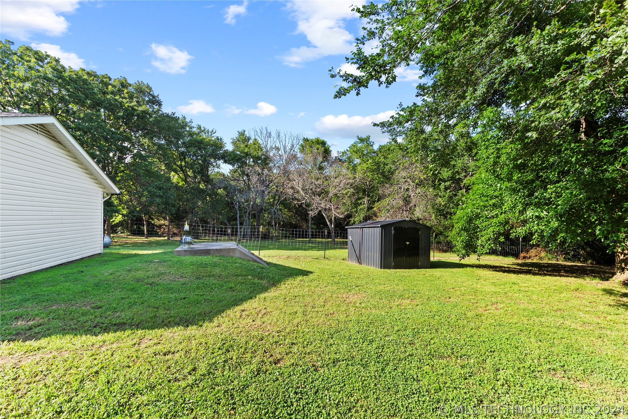 19116 County Road 1570