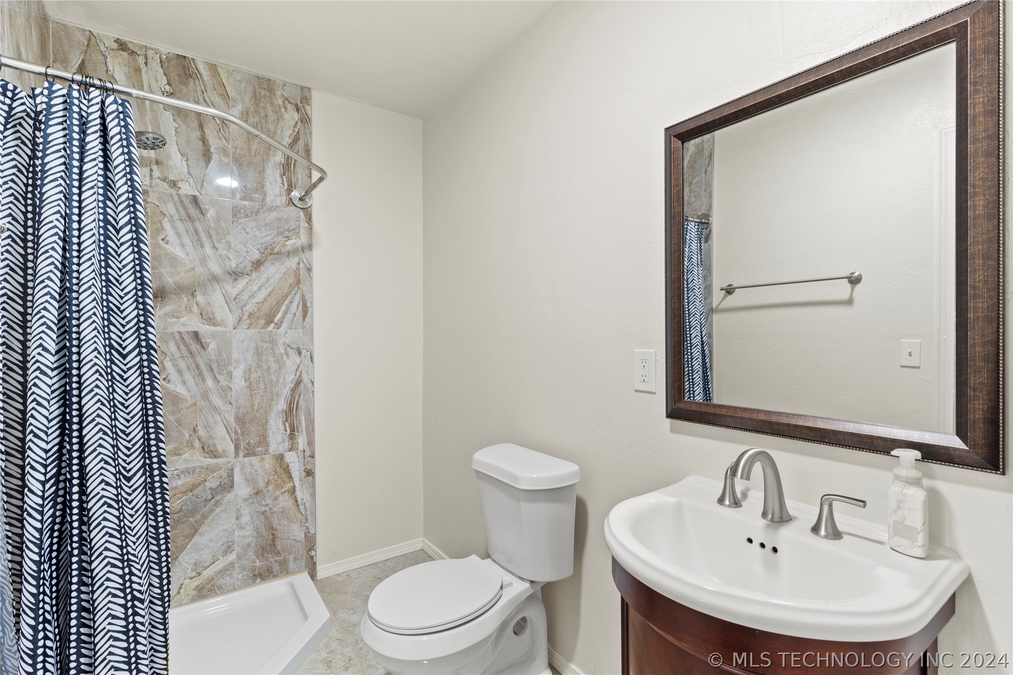 19116 County Road 1570