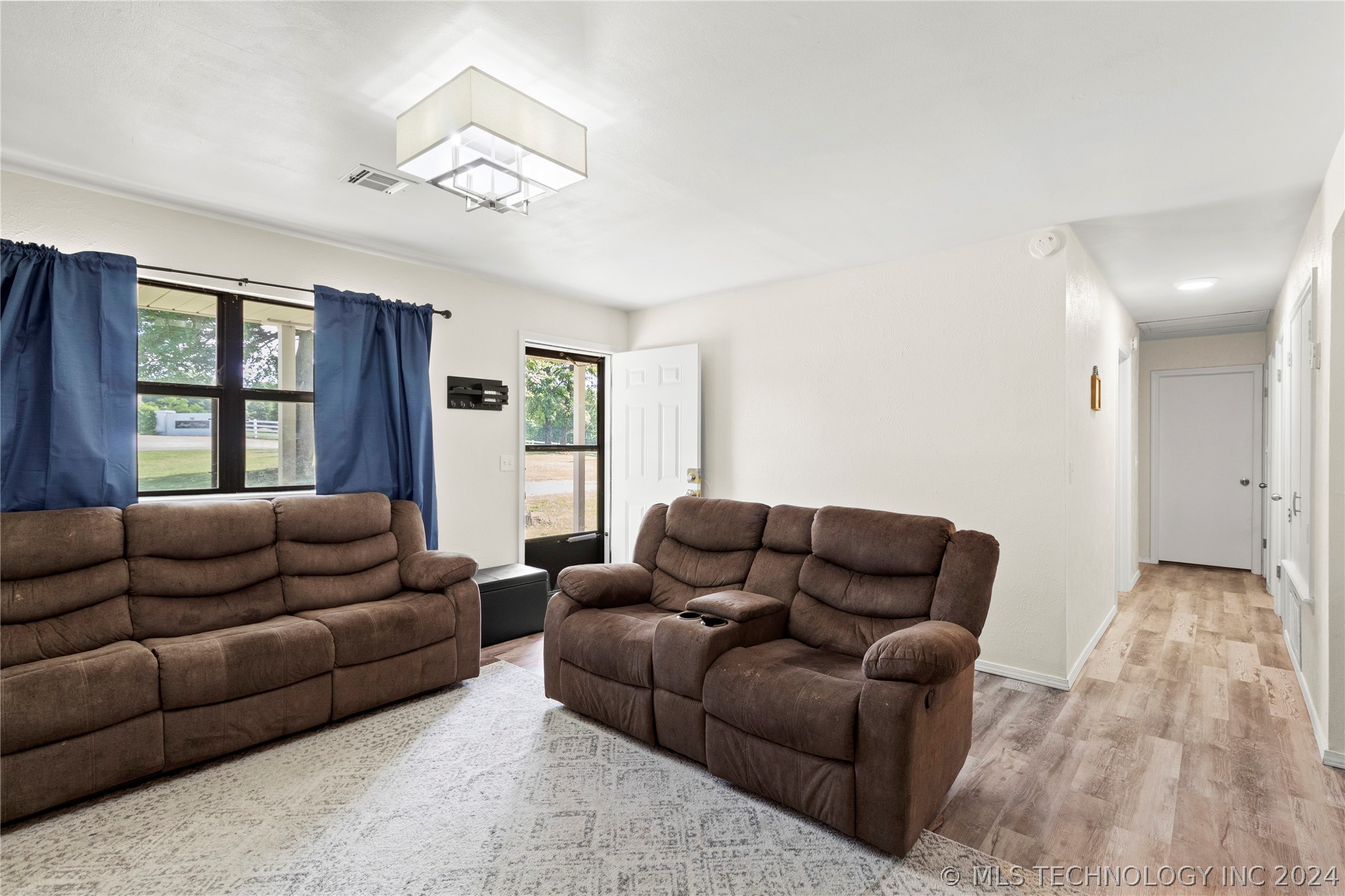 19116 County Road 1570