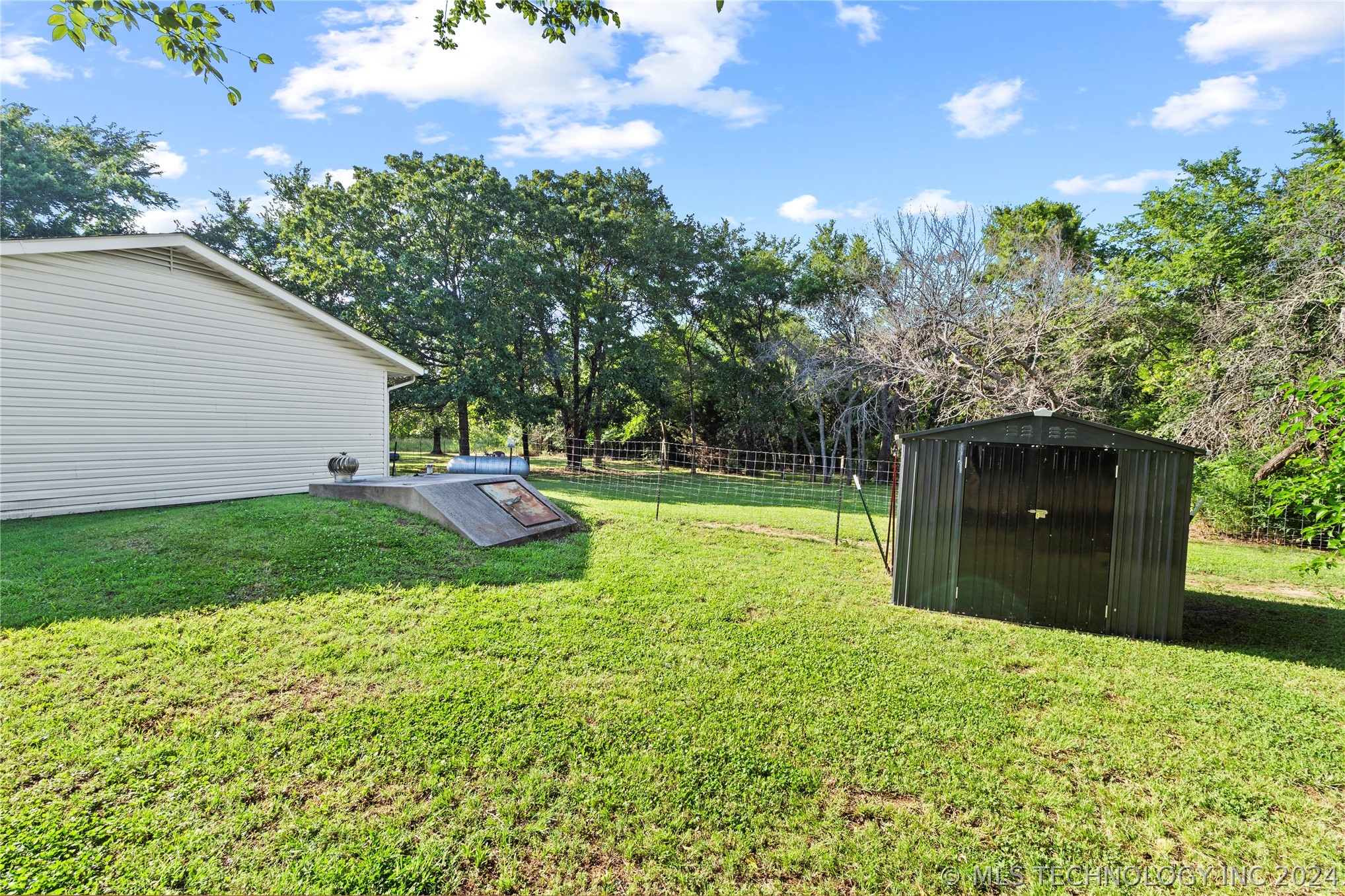 19116 County Road 1570